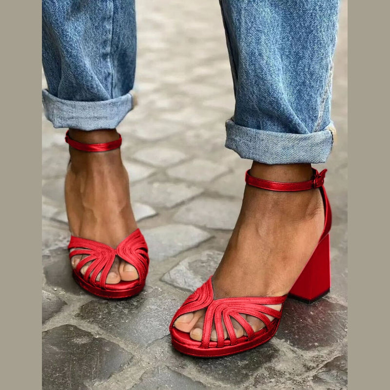 LUMA | Elegante Sandalo Metallico con Tacco Fluo per uno Stile Unico